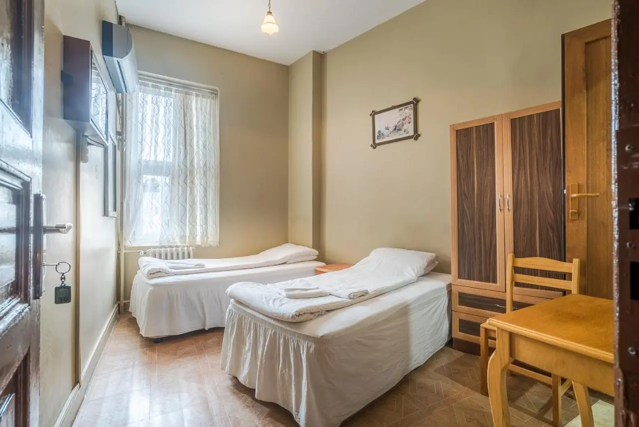 Yeni Hotel