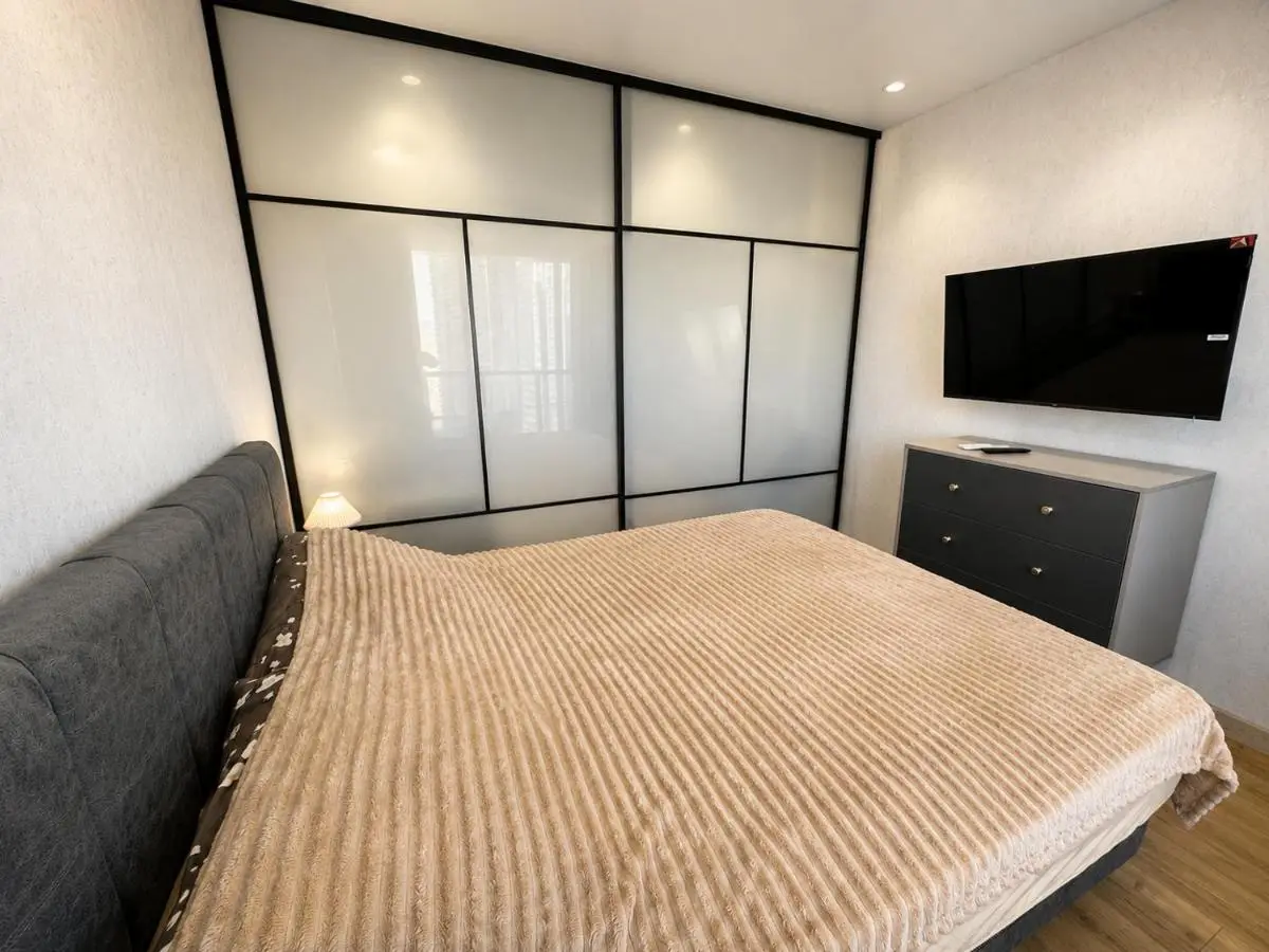 Blue Sky Tower Premium Studio