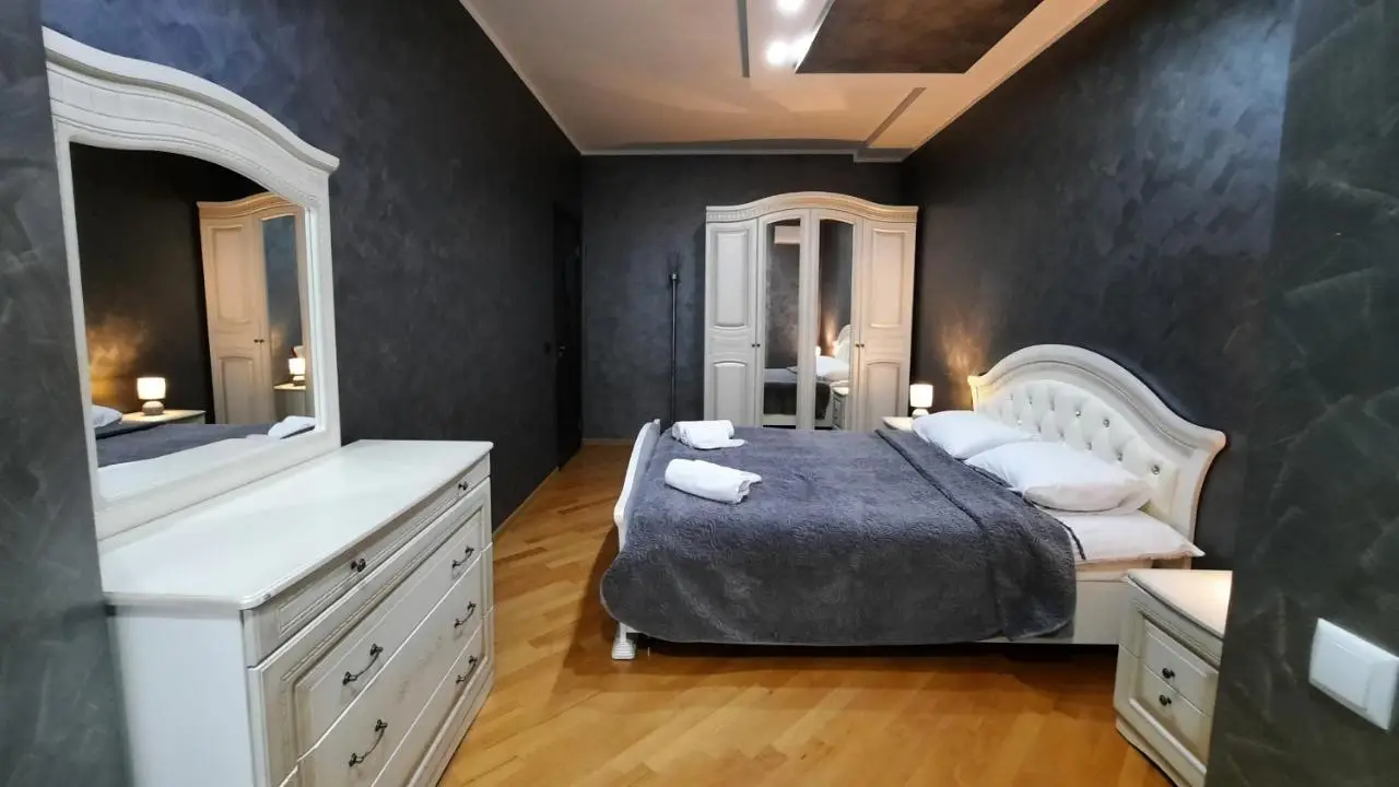 Makos Guest House