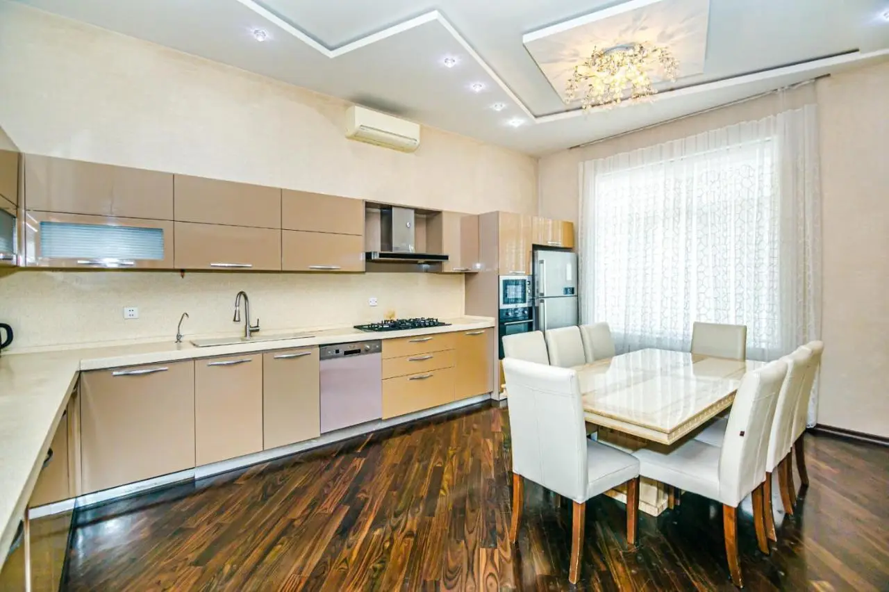 Deluxe villa Baku