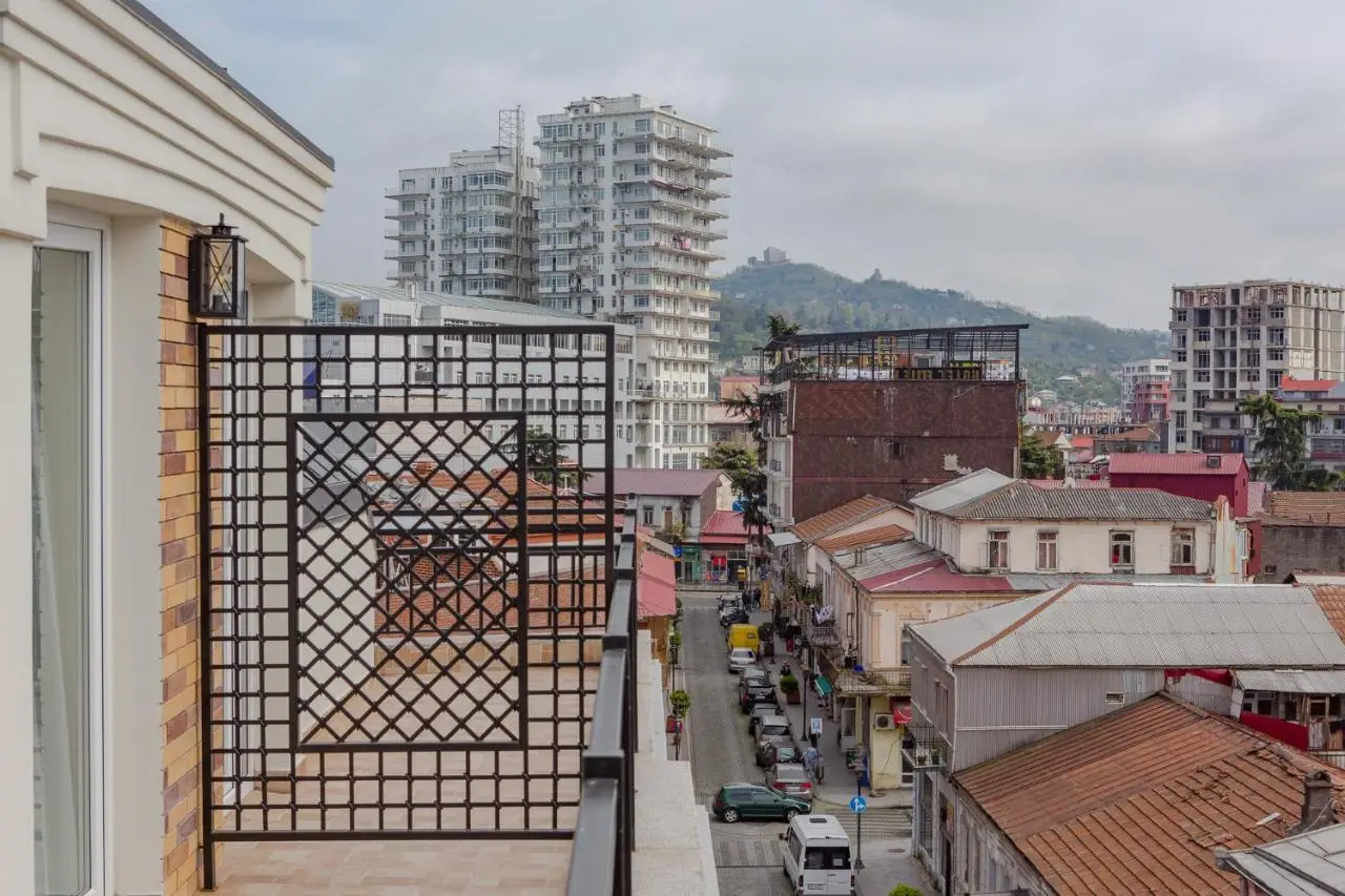 Hotel BLOOM Batumi