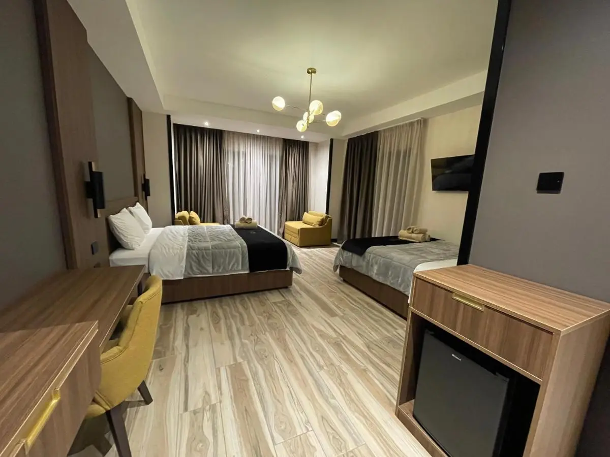 PineHill Hotel, Restaurant , Pool & Spa - RAZEM
