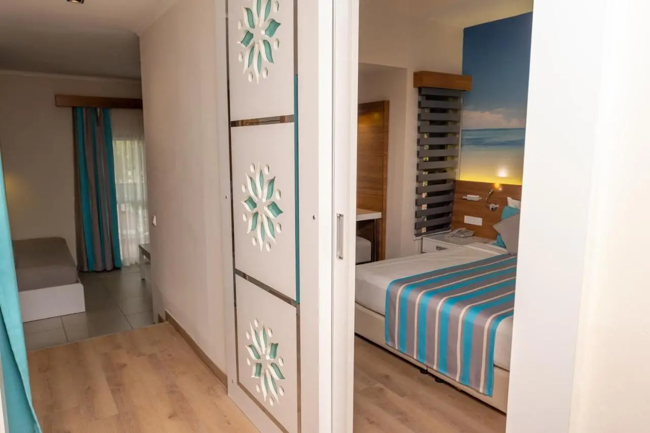 Holiday Village Türkiye