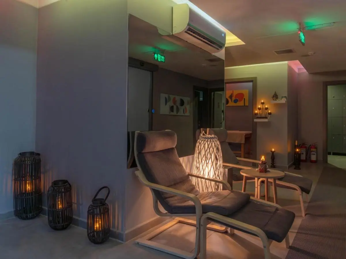 Laren Sea Side Hotel Spa