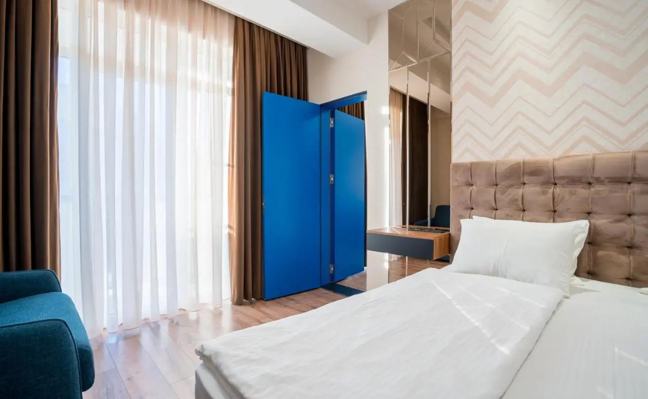 Olympus Hotel By Umbrella