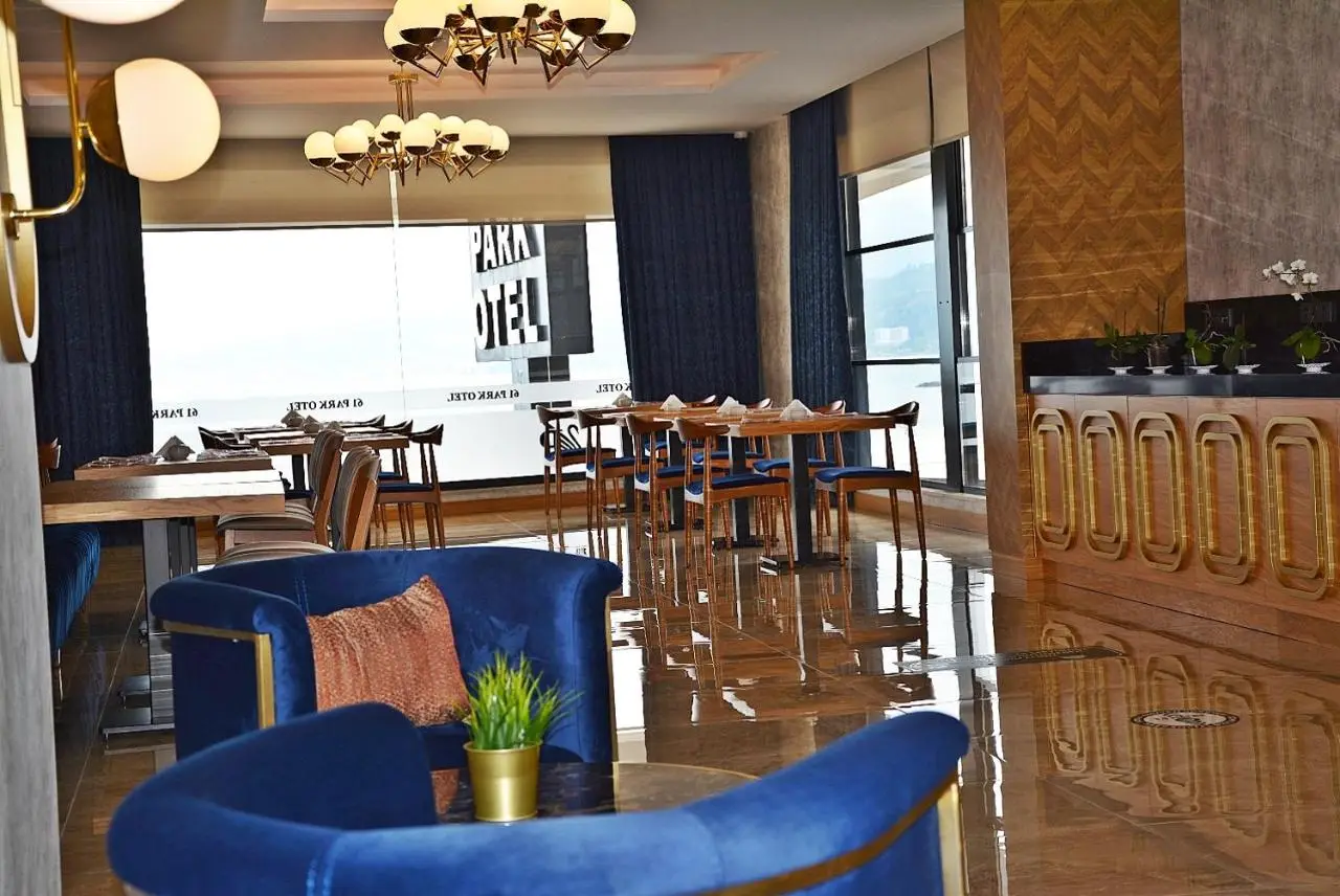61 Park Hotel