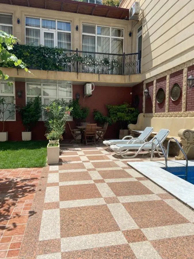East Legend Hotel