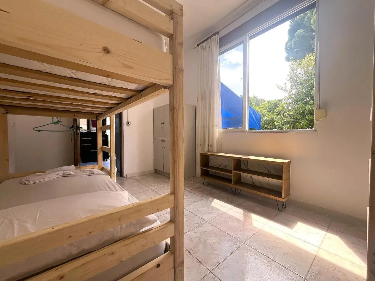 Old Beach Vlora Hostel