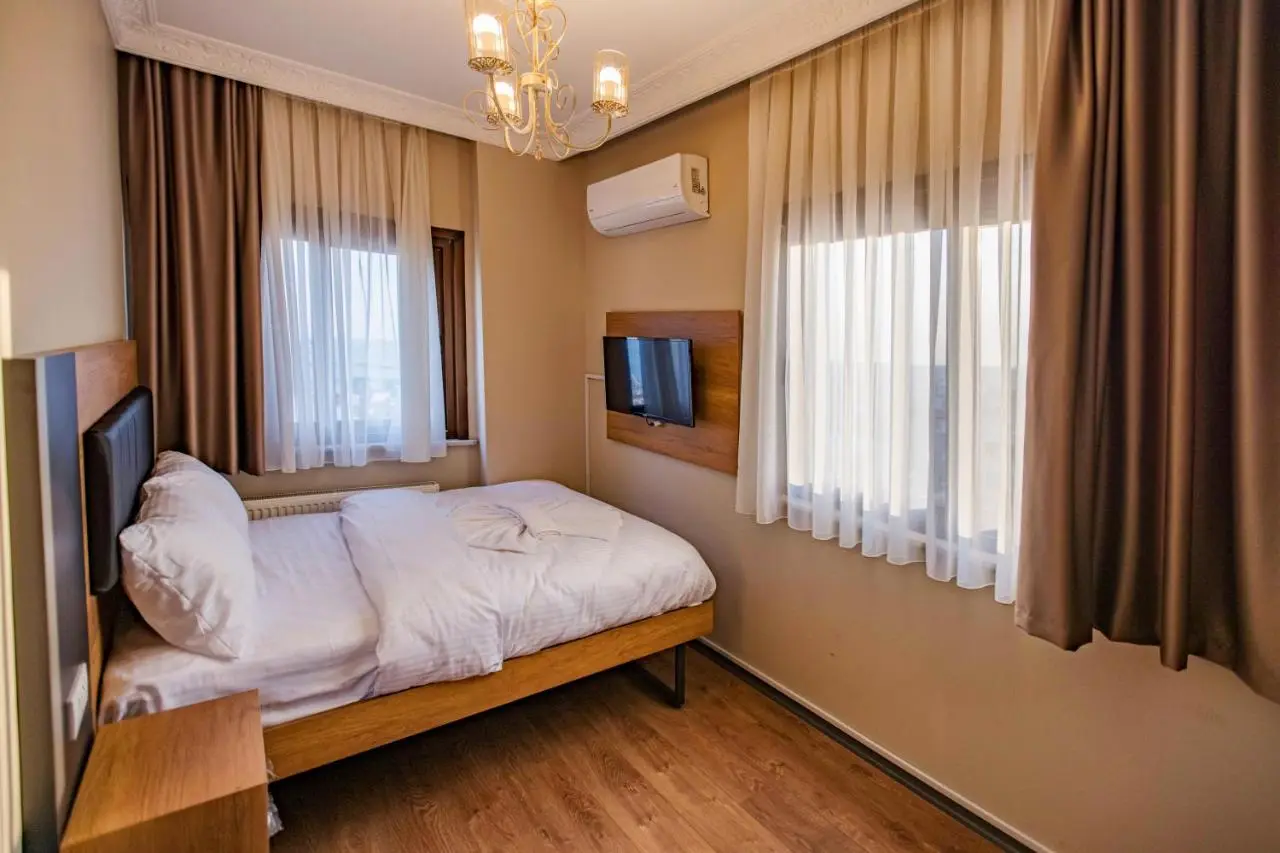 Grand Balyan Hotel & Restaurant