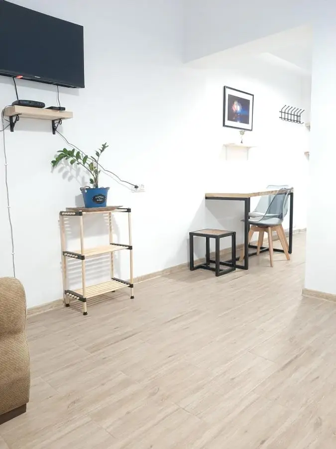 Style Apartment with Courtyard