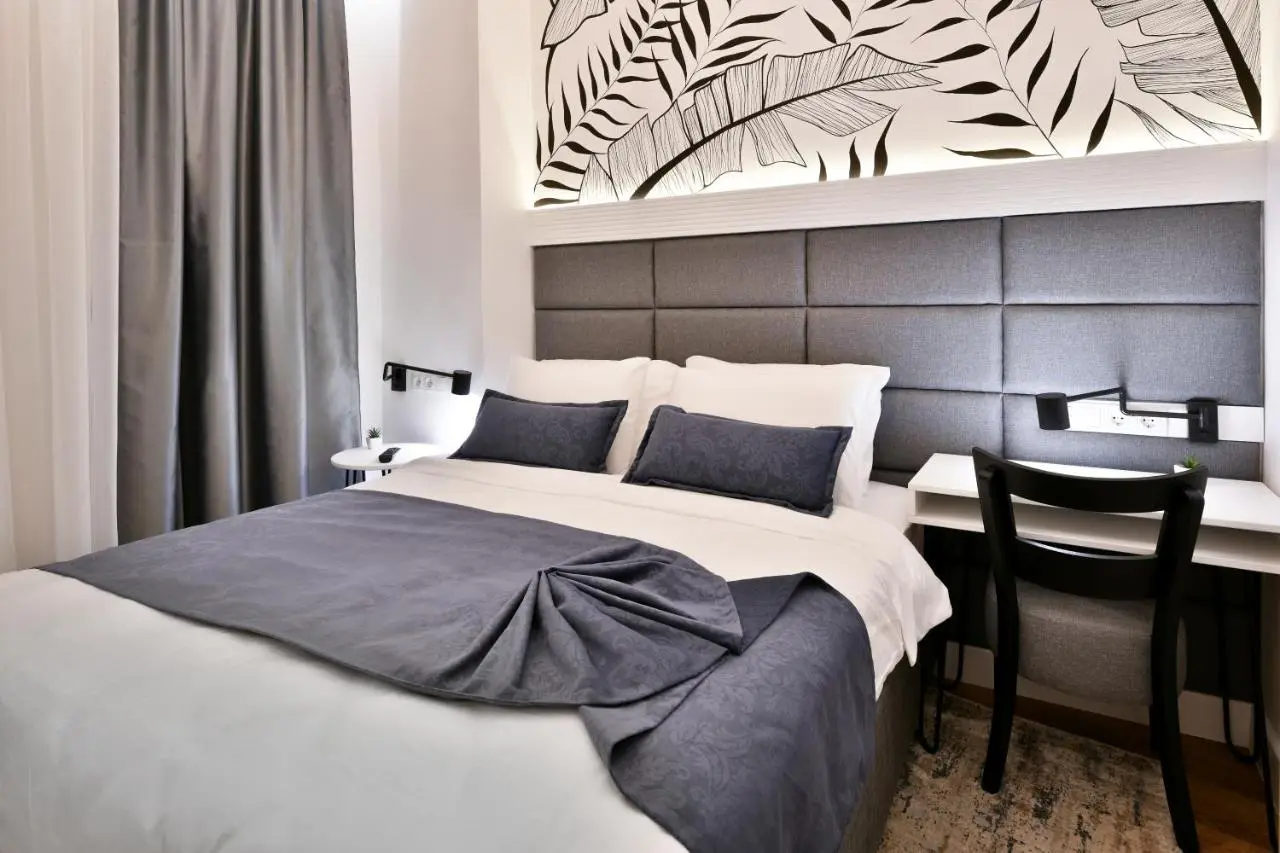 Luxury Galla Apartments in the City Center