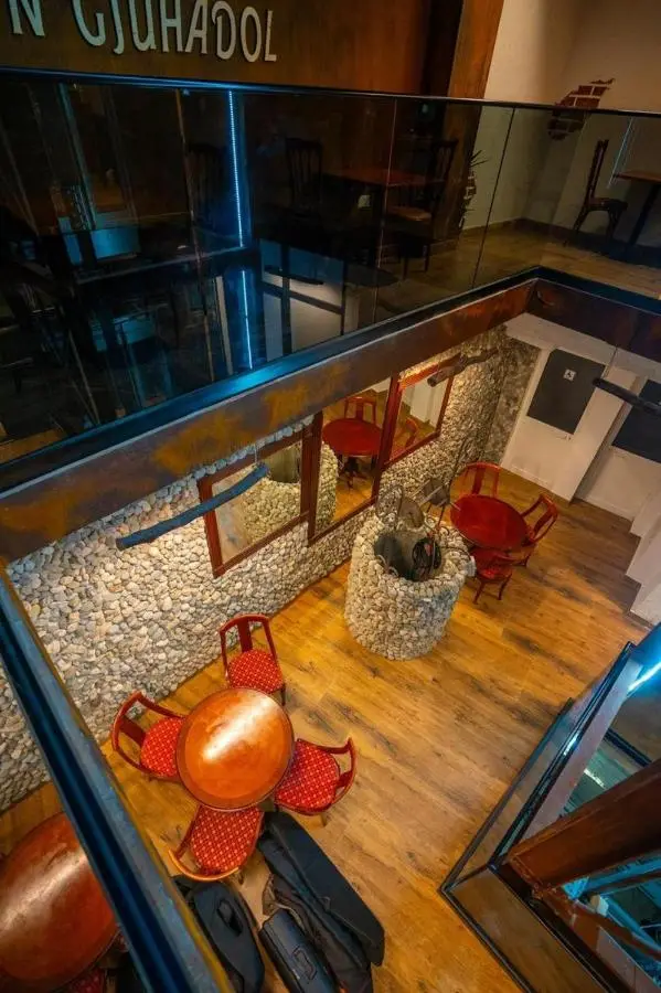 GJUHADOLI HOTEL Restaurant