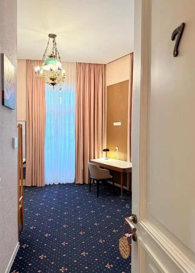 Arts Hotel by Square