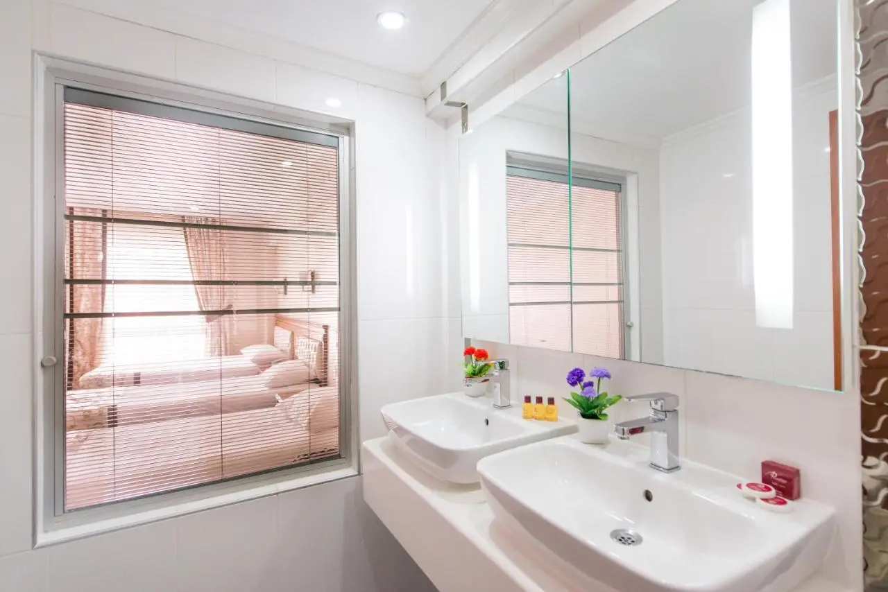 Prestige Hotel Old City