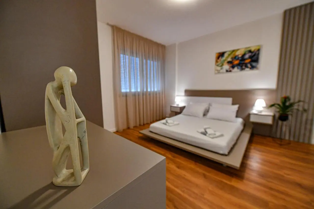 New Central Apartment