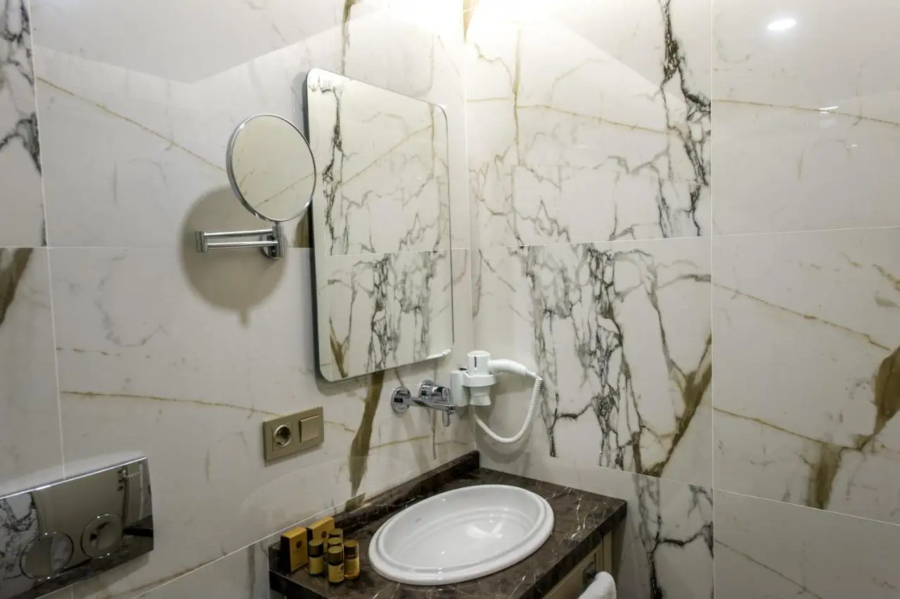 Homelike Hotel