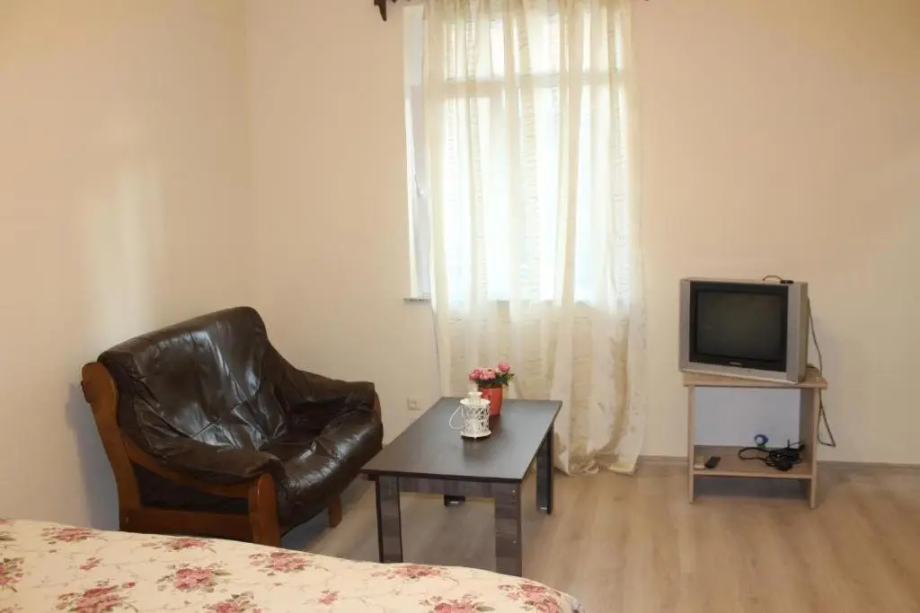 Iren Apartment
