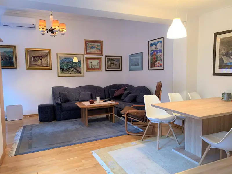 Central Apartment - Great Energy - Private Garden!