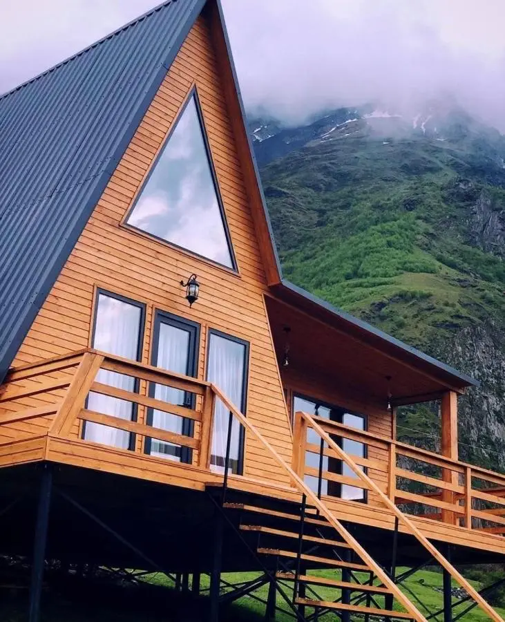 Memory Hut_Kazbegi