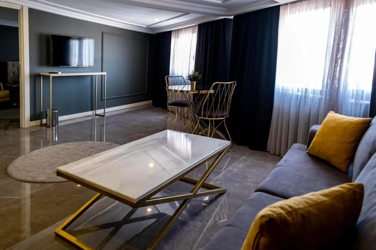 B LOFT HOTEL