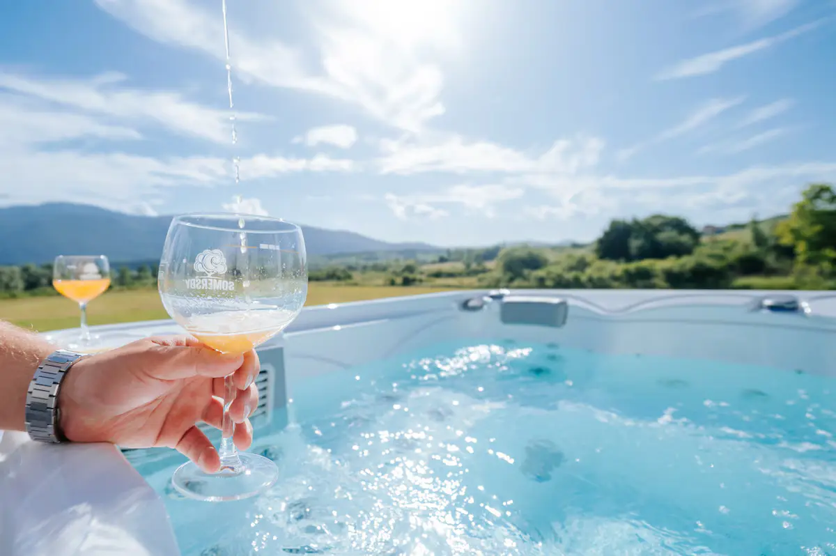 Pool House Voyage