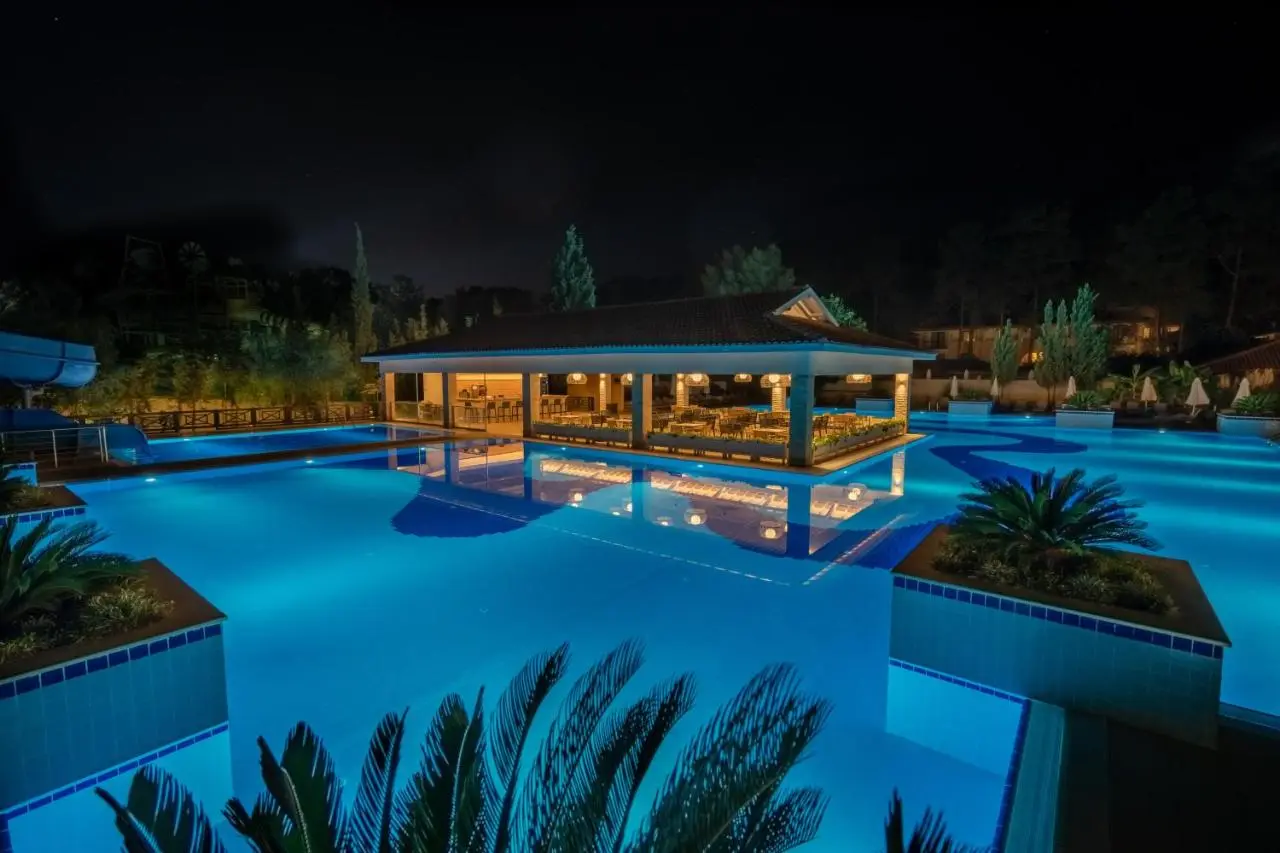 Champion Holiday Village