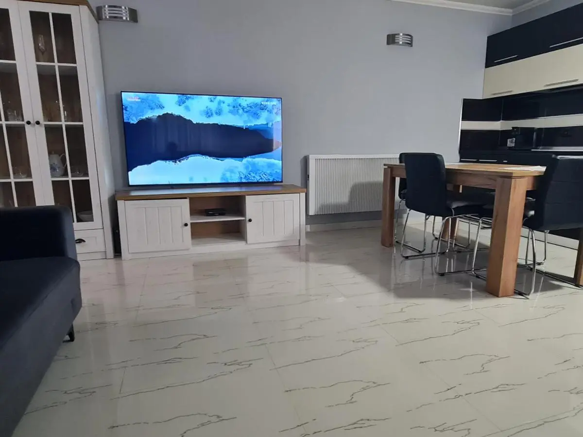 Edi's Apartments-Cozy stay in the center