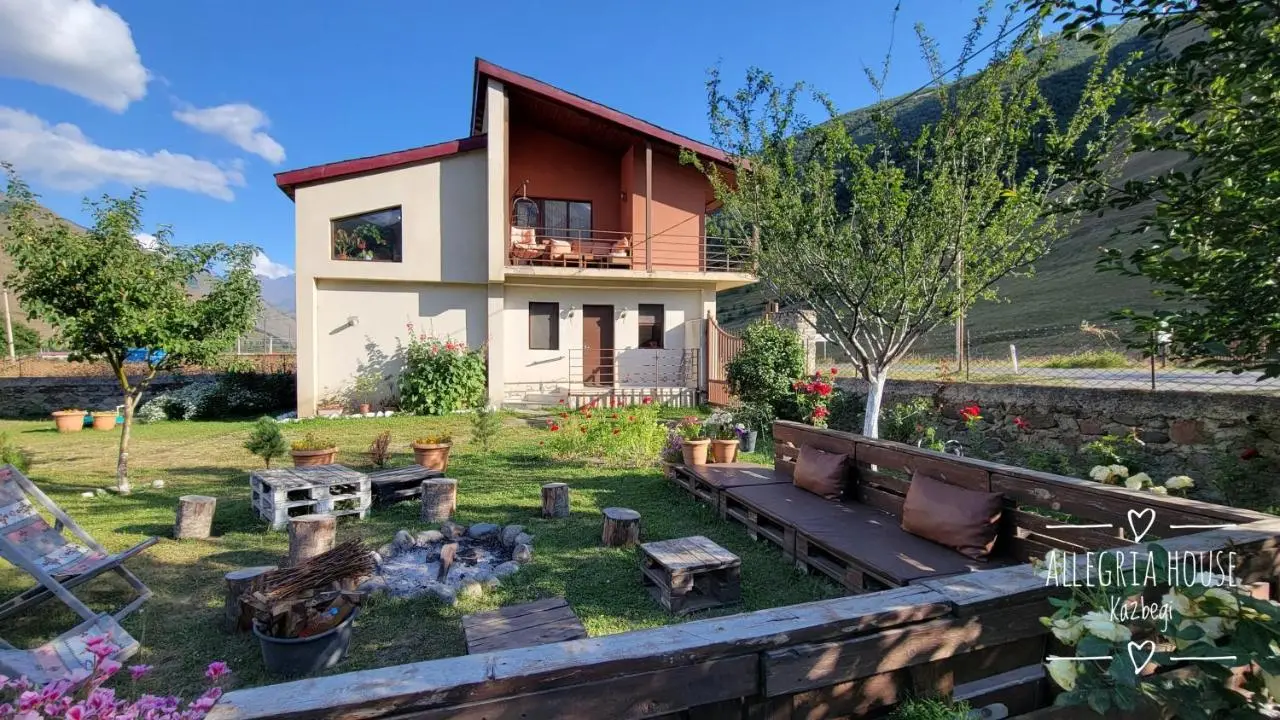 ---Allegria House---