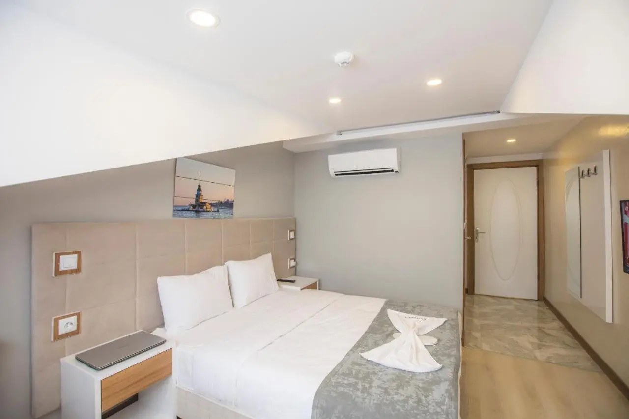 Express İnci Hotel