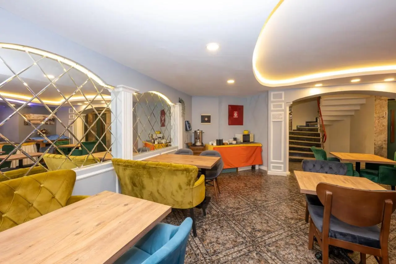 The Hotel Devman & Terrace