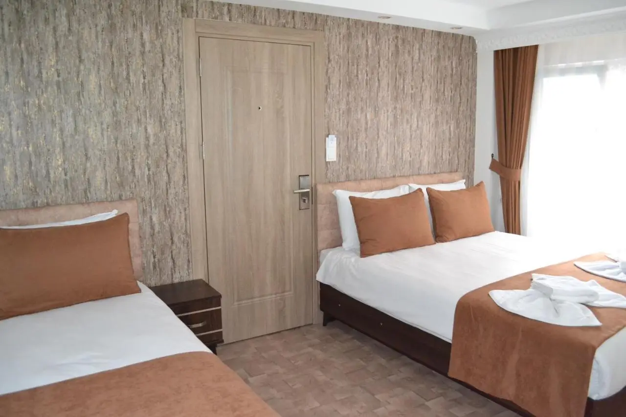 HOTEL GLOBAL 2022