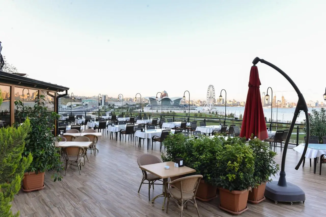 Riviera Hotel