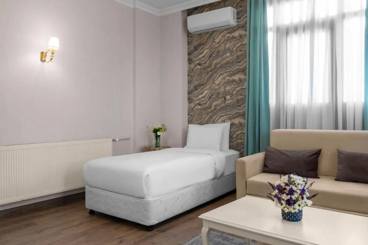 Valide Hotel