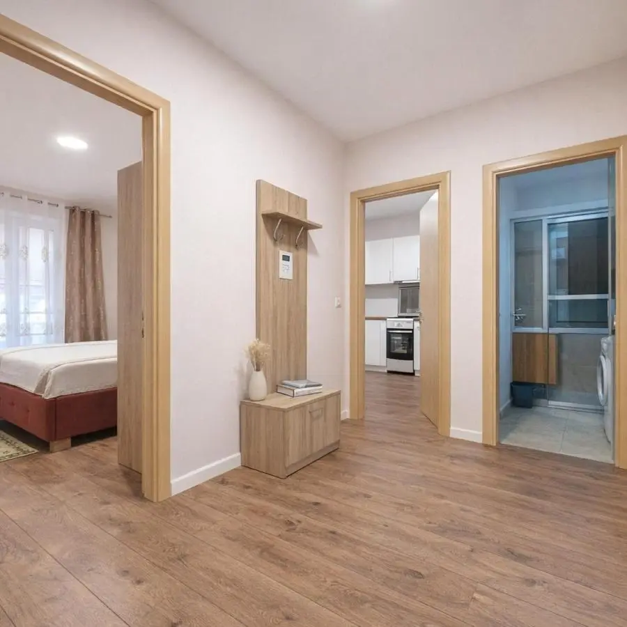 Eni`s Apartments