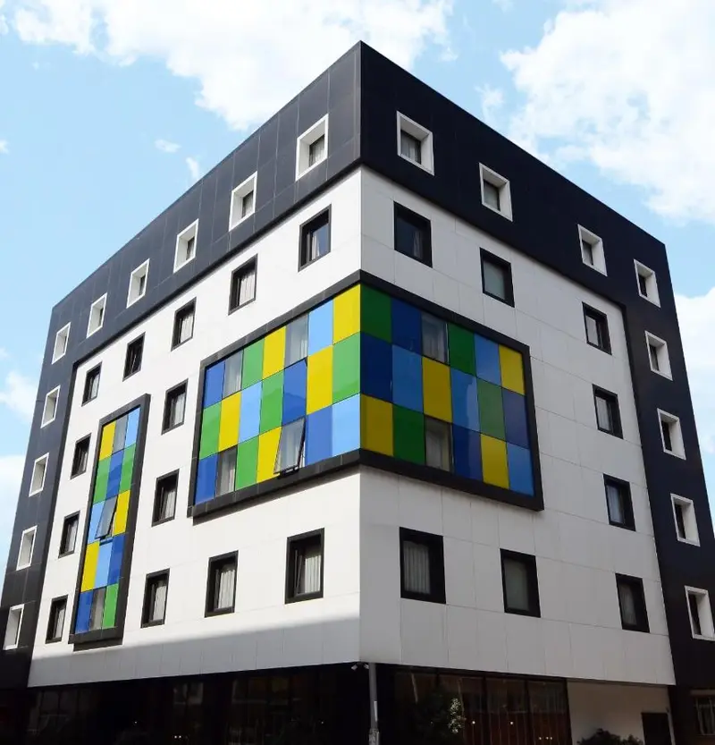 Tempo Fair Suites