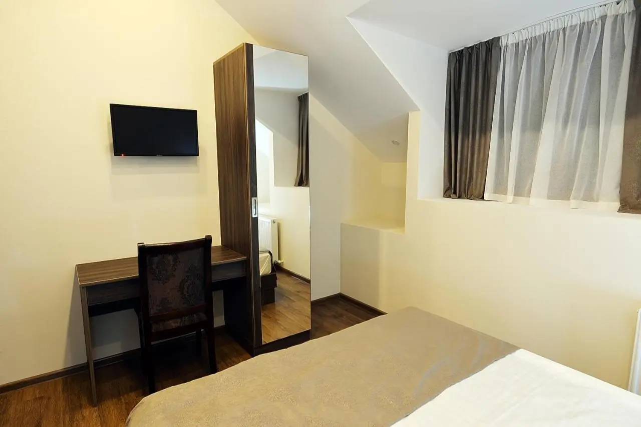MGK Hotel