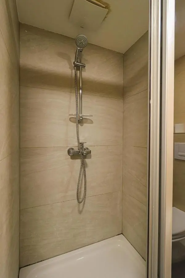 1-BR Apt in Central Tbilisi by Wehost