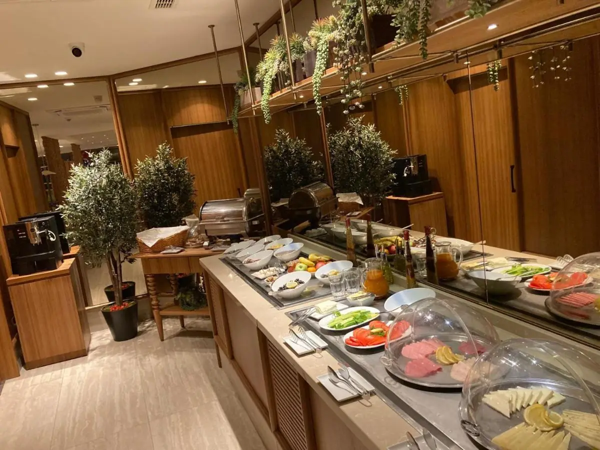 Housez Suites & Apartments Special Class