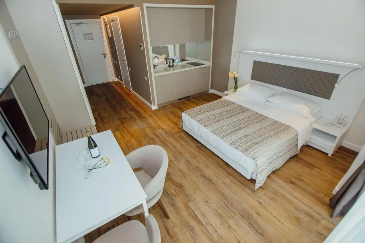 Viva beach Apartments in Alliance palace