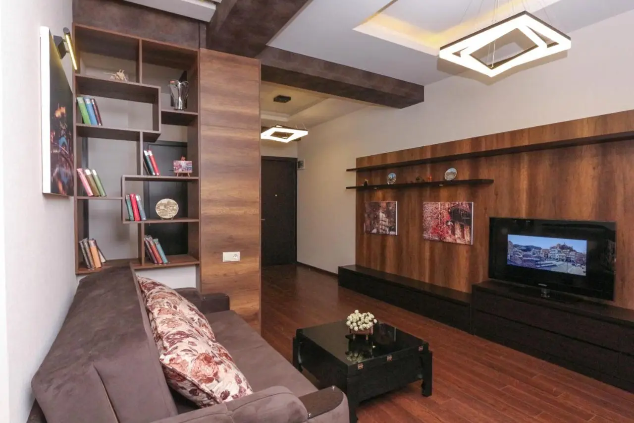 Freedom Square Apartment