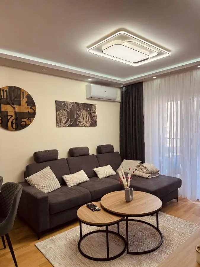 Feel apartments