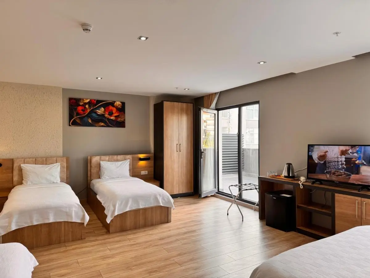 İNNPORT HOTEL