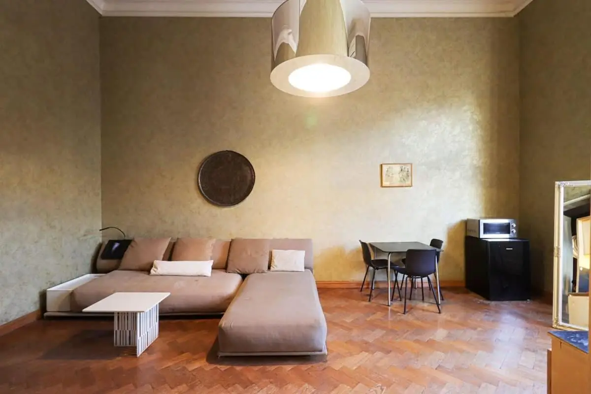 1-BR Apt in Central Tbilisi by Wehost