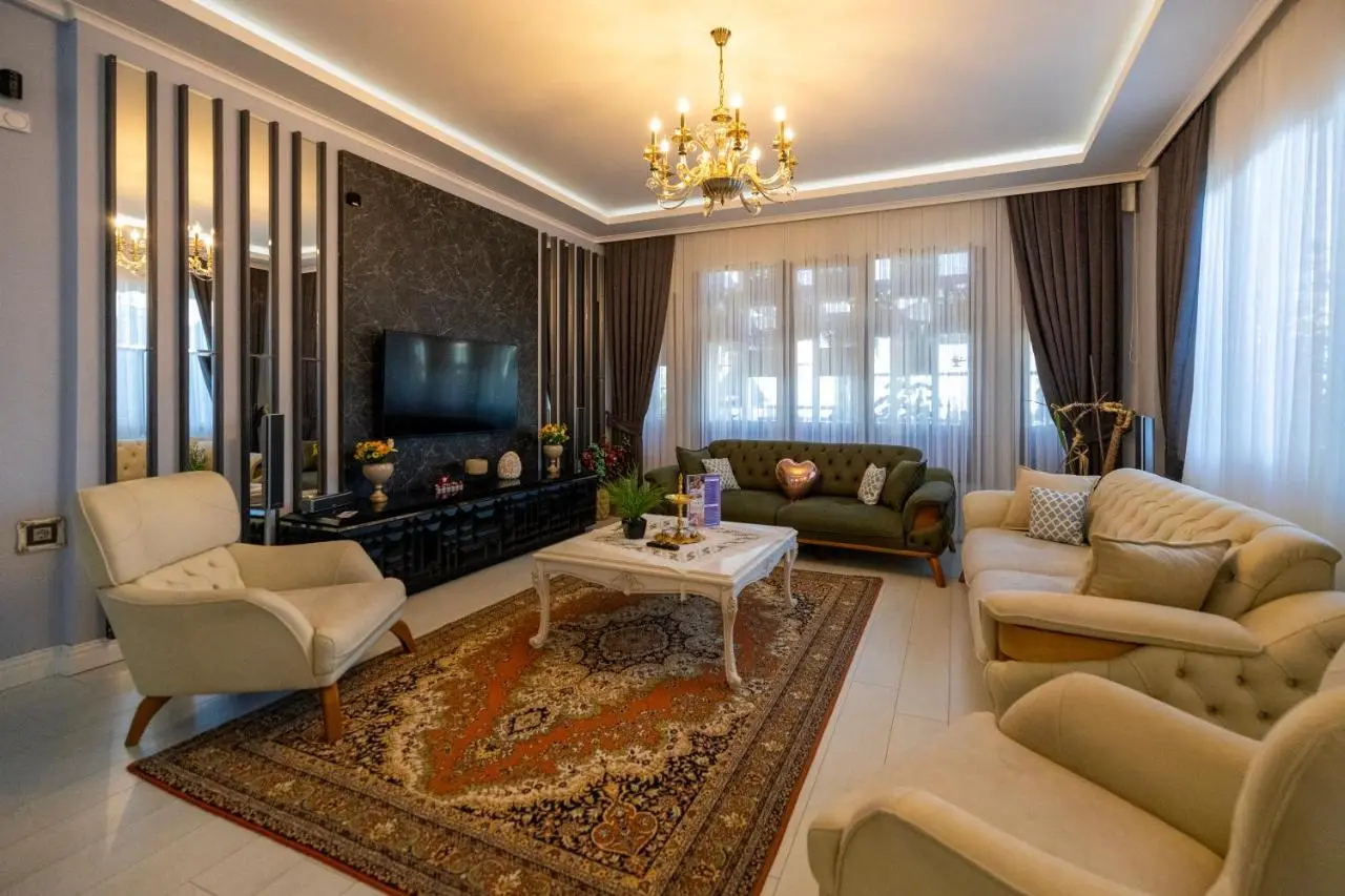 Poison Garden Suite & SPA