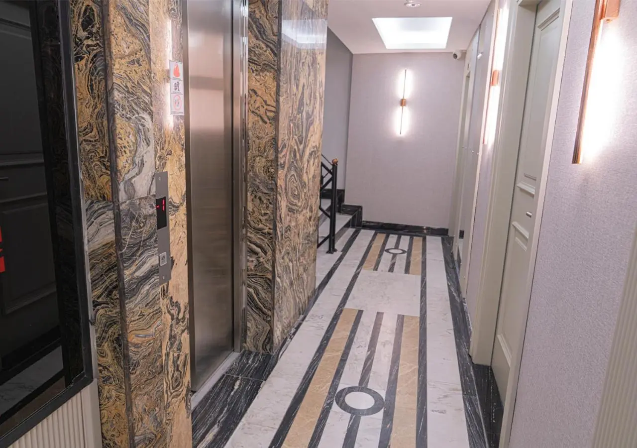 Cetin Port Hotel