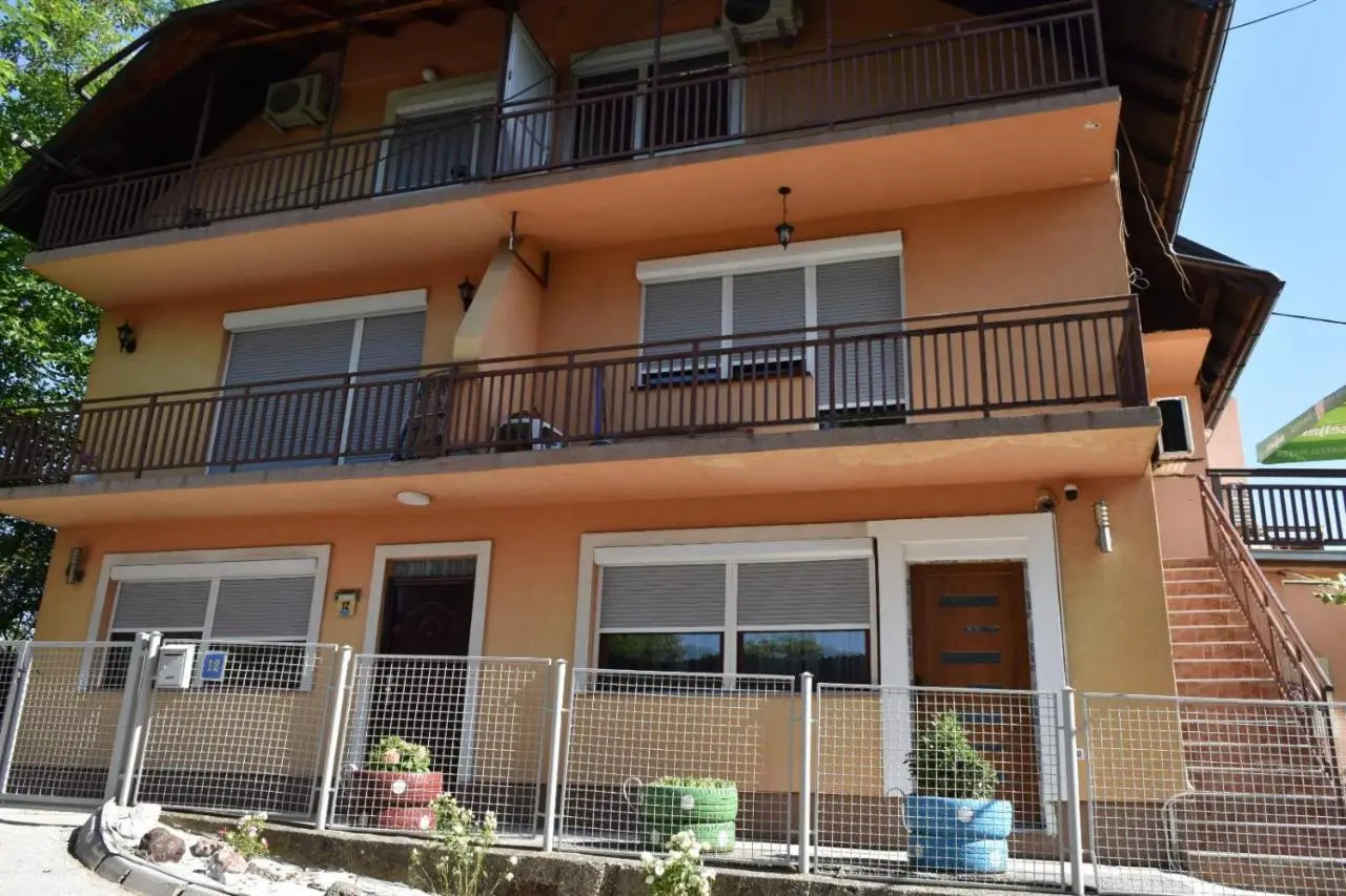 Apartments Mensa