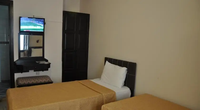 GTH GLORİA GÜMBET HOTEL