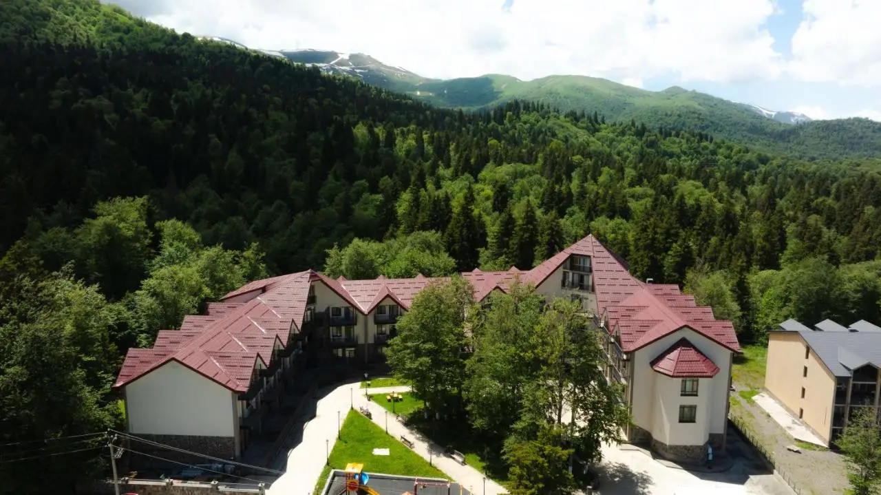 KOMOREBI BAKURIANI RESORT