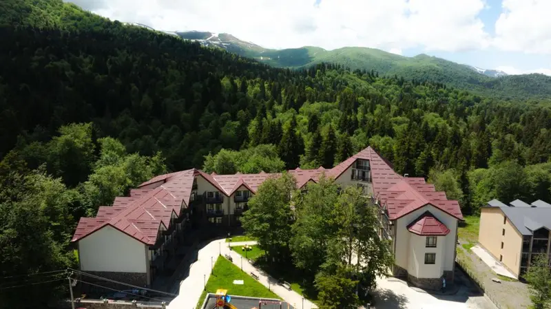 KOMOREBI BAKURIANI RESORT