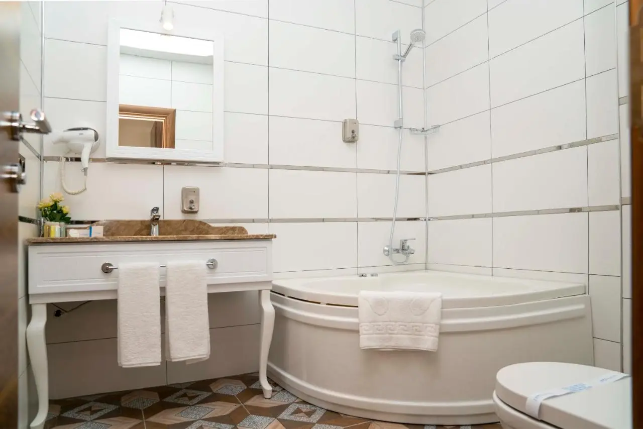 Mugwort Hotel & Spa